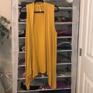 Azules Soft Mustard Vest - Size XL - Excellent Condition